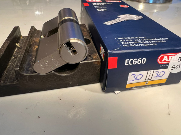 ABUS EC660 30/30mm mit 5 Schlüssel, #SALE 571