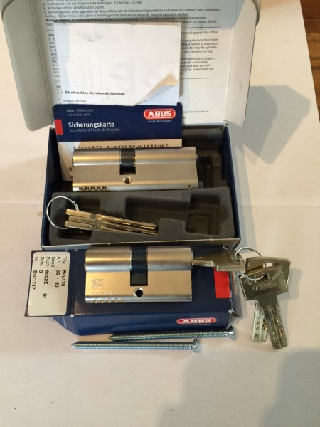 ABUS Bravus4000 2er Set 45/35mm und 30/30mm, gleichschliessend mit 6 Schlüssel Sale