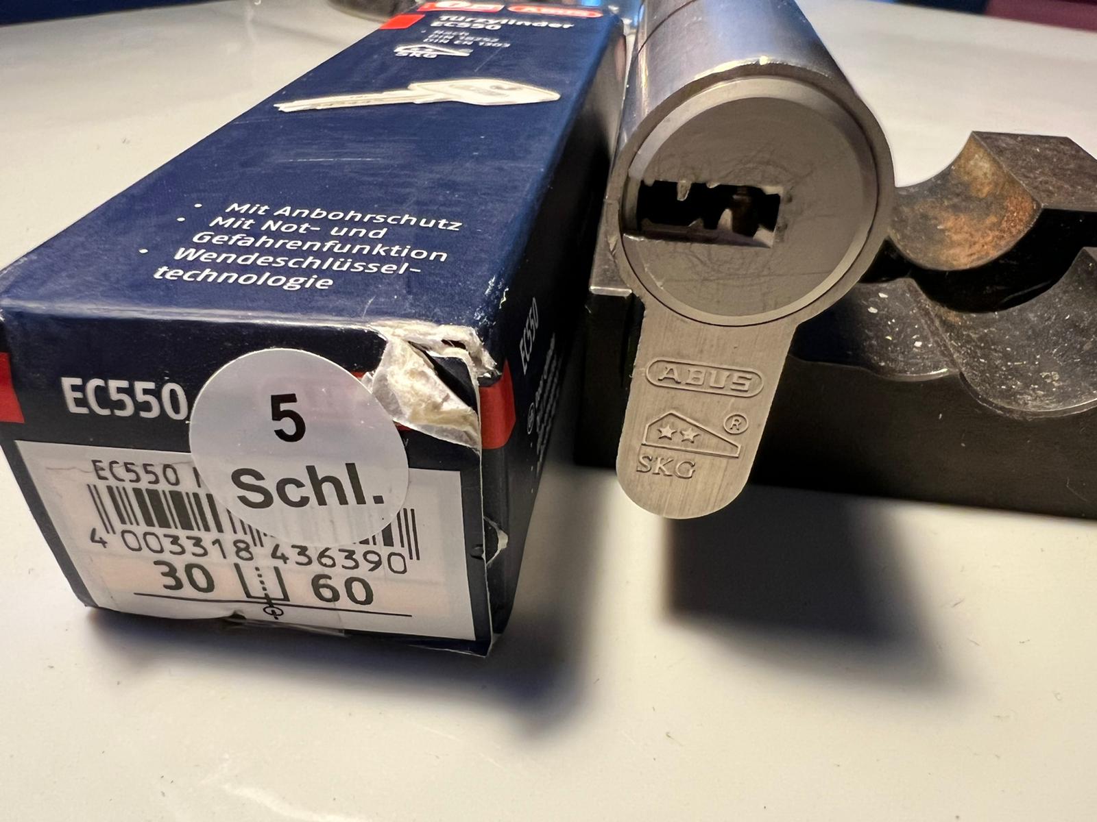 ABUS EC550 Serrure Cylindre à Bouton Profilé Avec 8 Clés